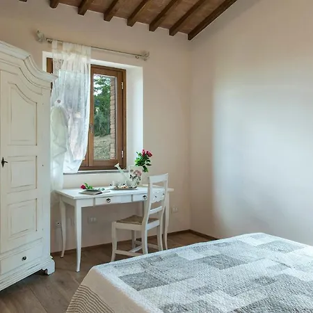 La Vecchia Fonte 15, Emma *