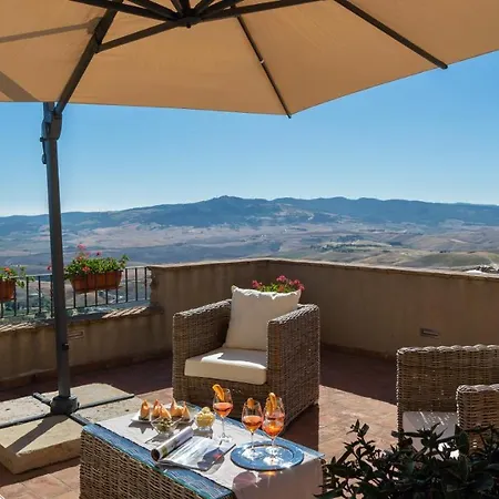 Villa La Vecchia Fonte 15, Emma Volterra