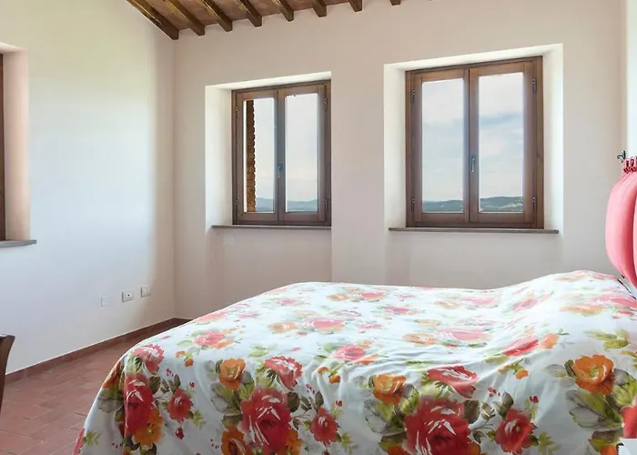 빌라 La Vecchia Fonte 15, Emma